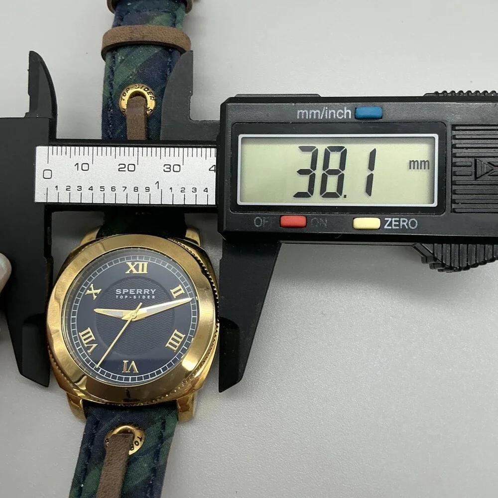 Sperry Top-Sider Mens Watch 38mm Blue Dial Gold Tone Plaid Strap New Battery